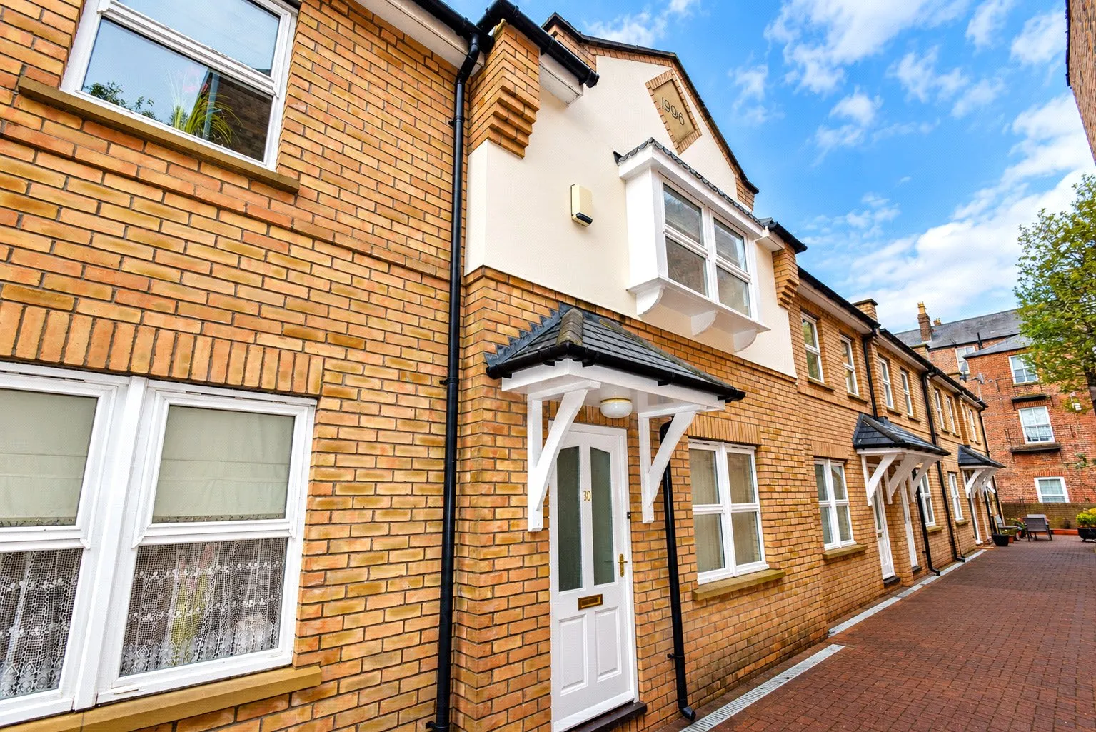 House Belvedere Place in Scarborough