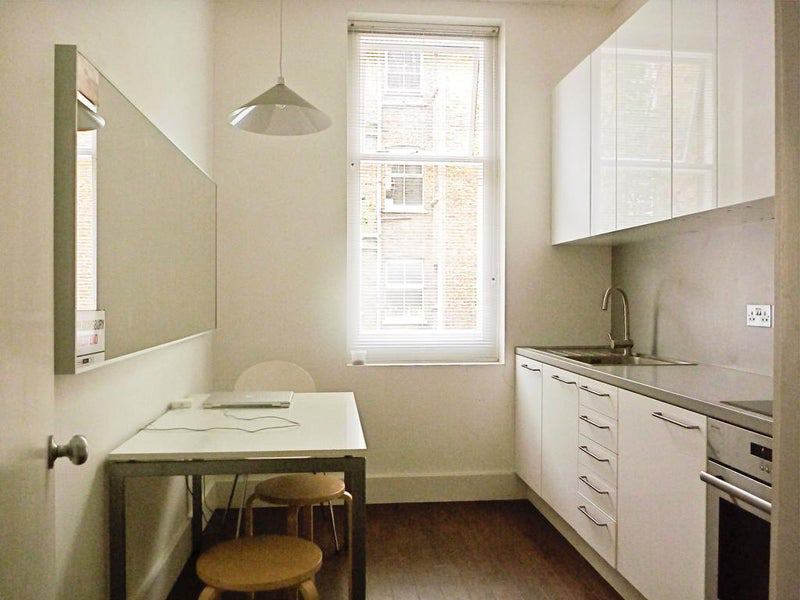 Room Marchmont Street in Greater London