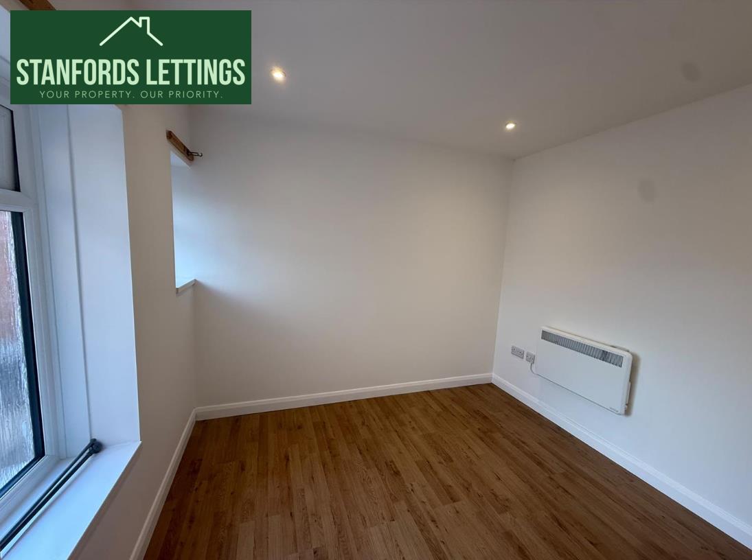 Flat Montague Street in Worthing