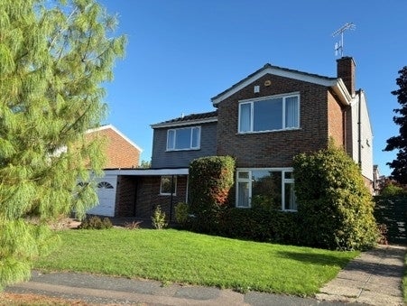 House Hoe Meadow in Beaconsfield