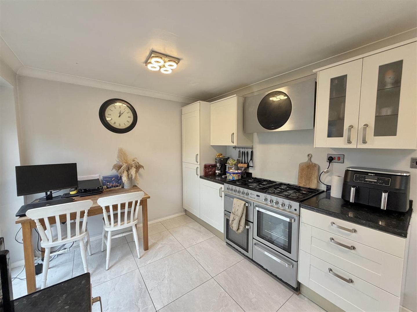 Flat Staunton Close in North West Leicestershire