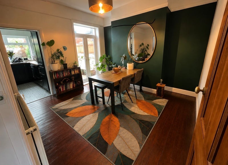 Room Firwood Avenue in Trafford