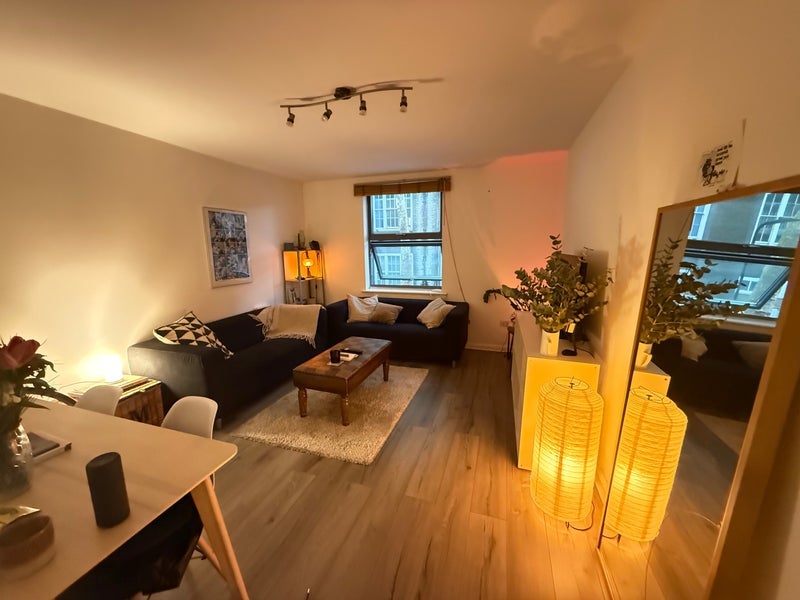 House Kingsland Green in Greater London