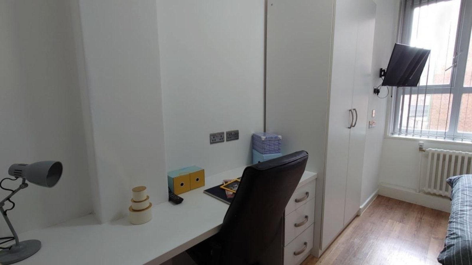 Room Dover Street in Leicester