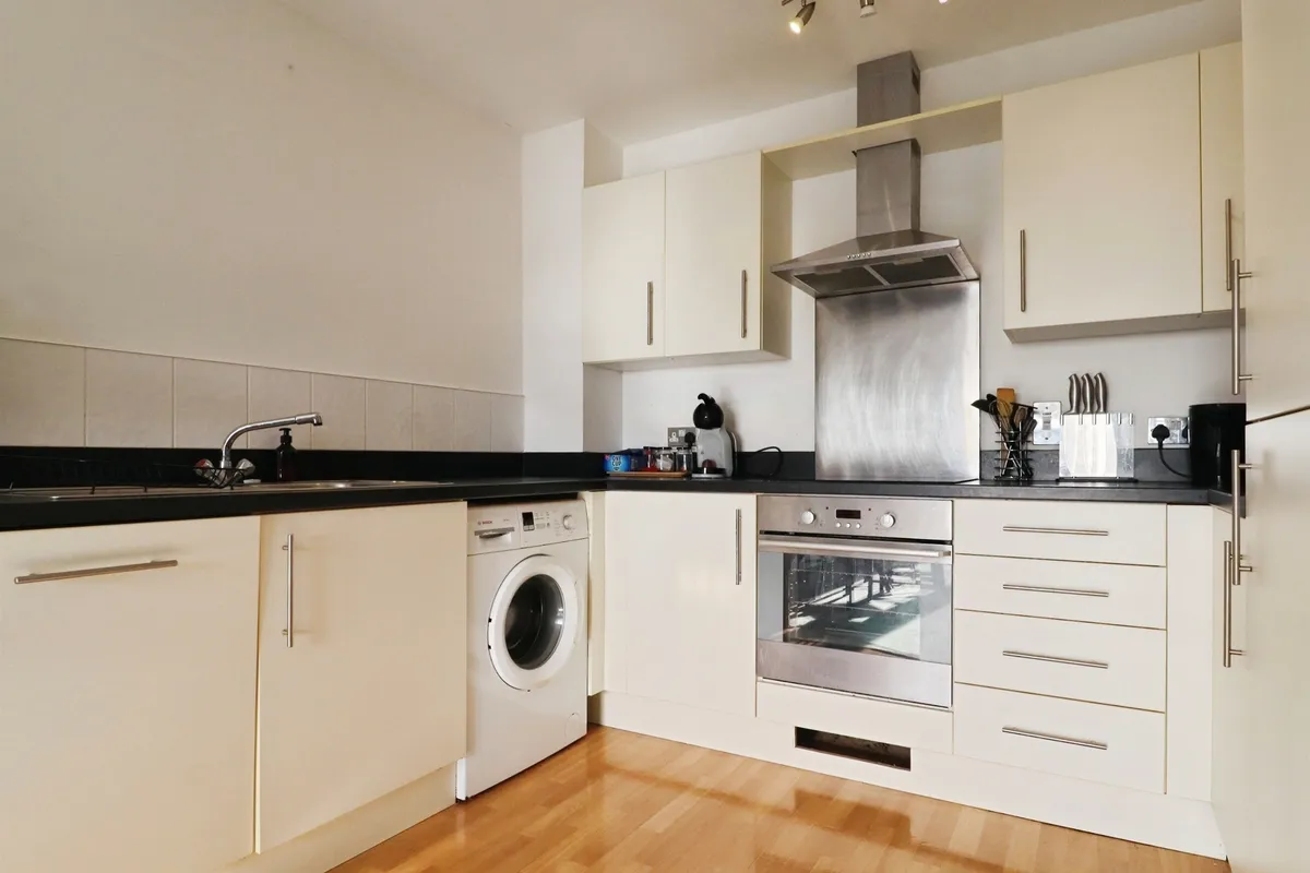 Flat Overstone Court in Cardiff