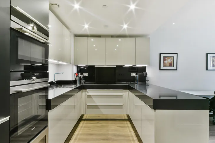 Flat Canter Way in Greater London