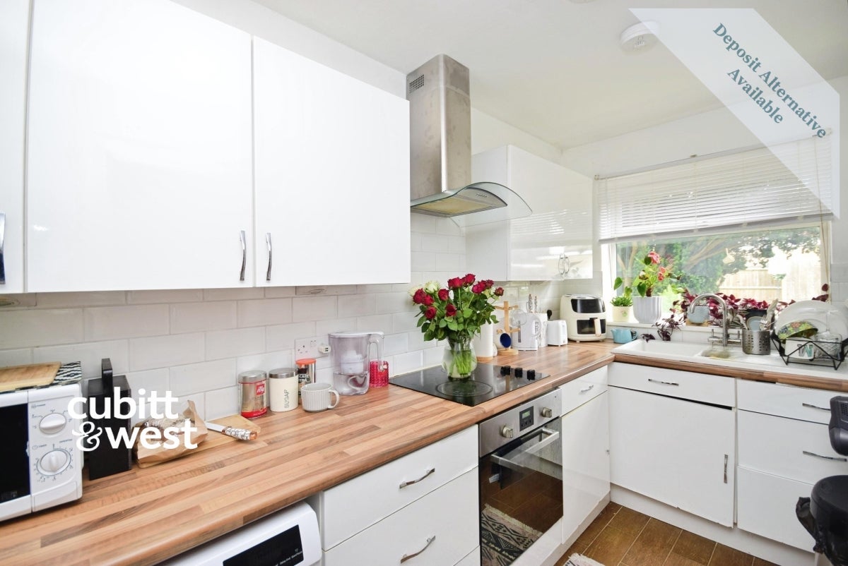 Flat Acre Lane in Greater London