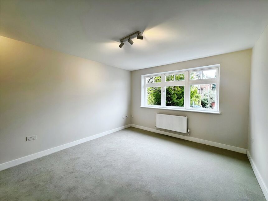 Flat Boyne Park in Tunbridge Wells