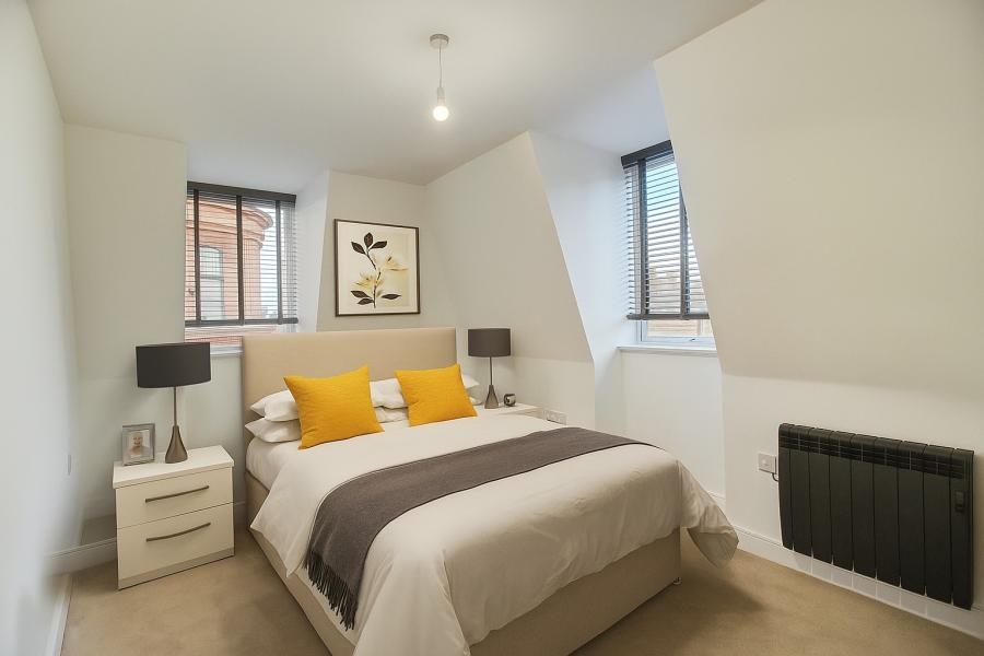 Flat Sheene Road in Bristol