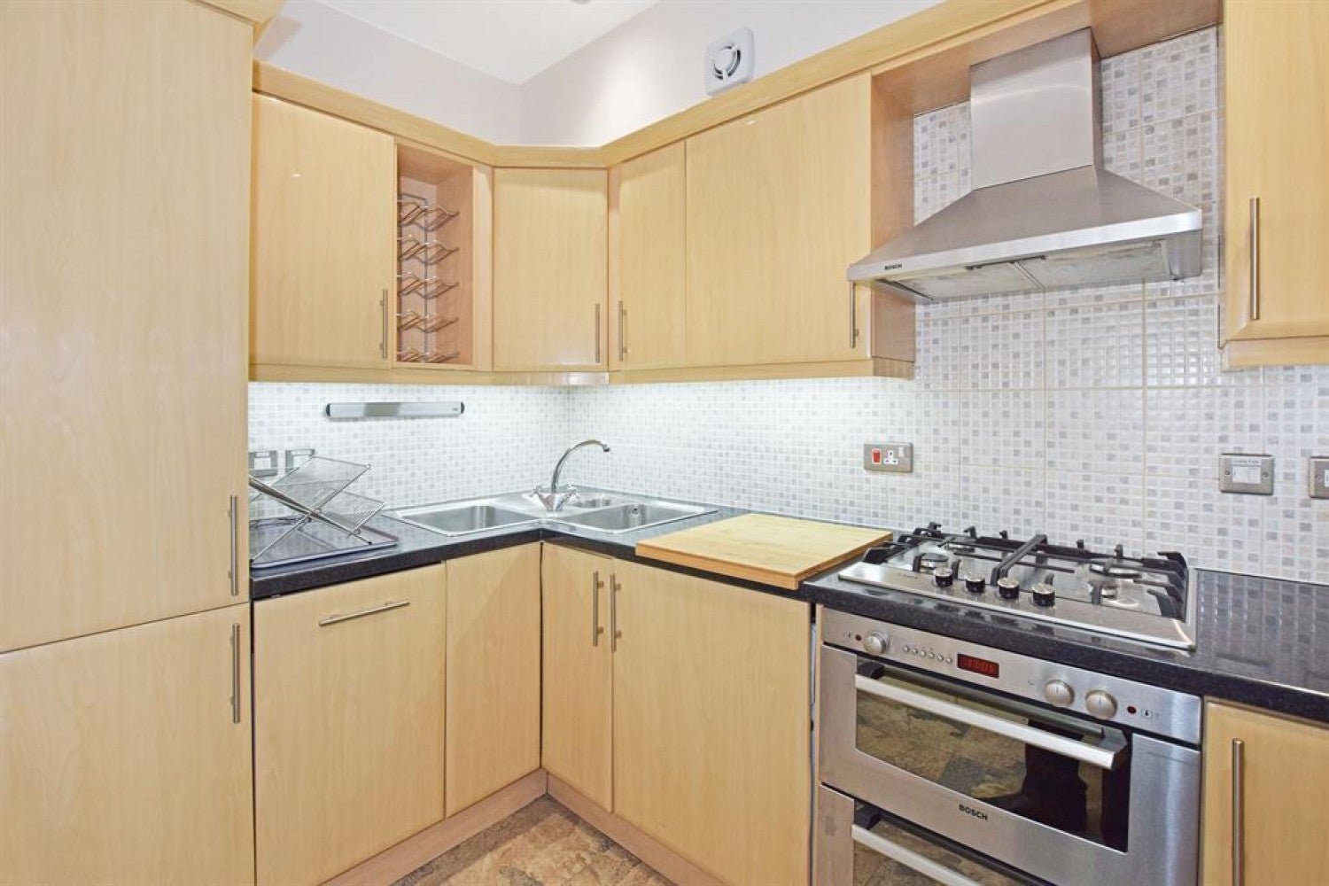 Flat Simnel Street in Southampton