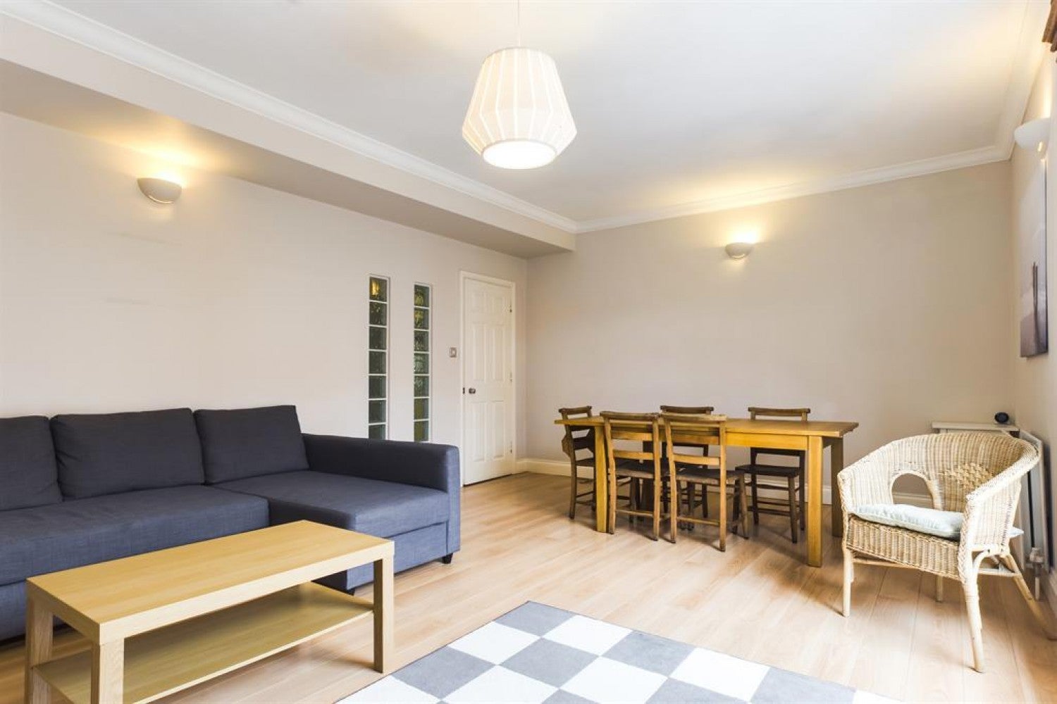 Flat Simnel Street in Southampton