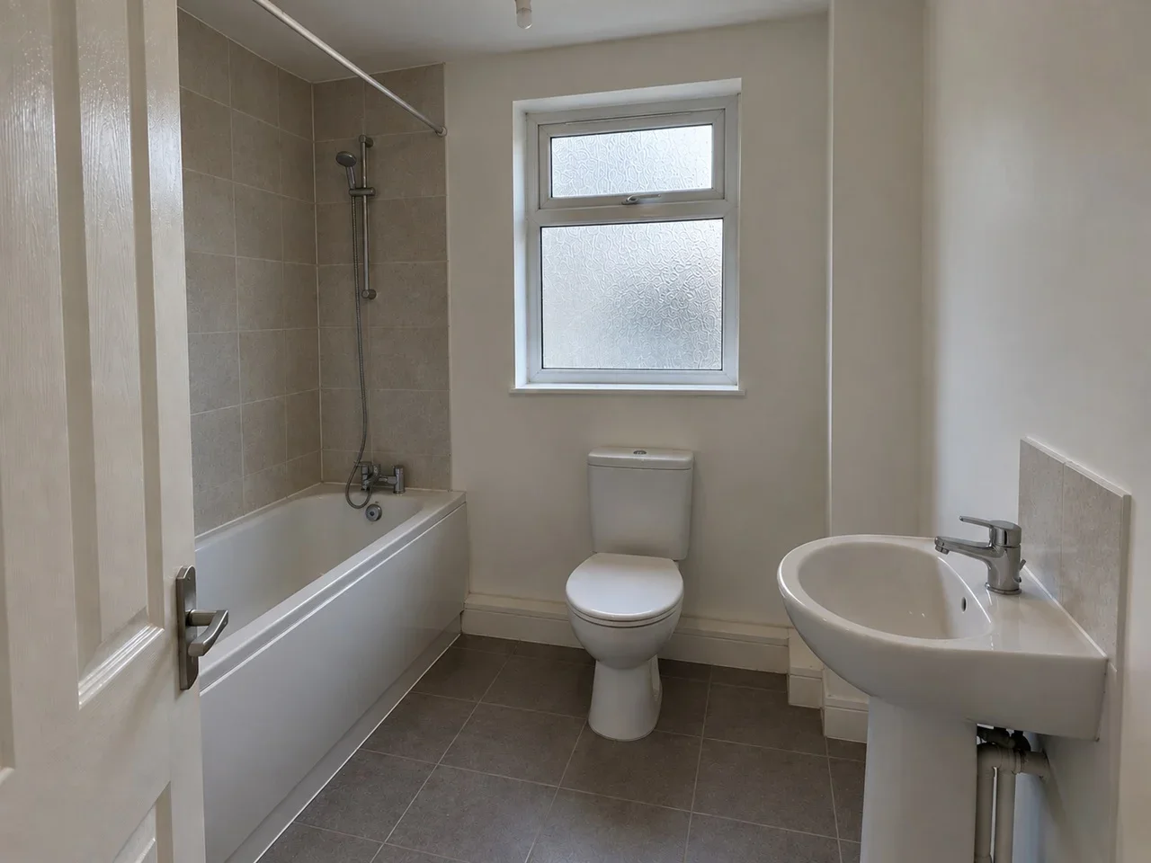 House Alder Grove in Greater London