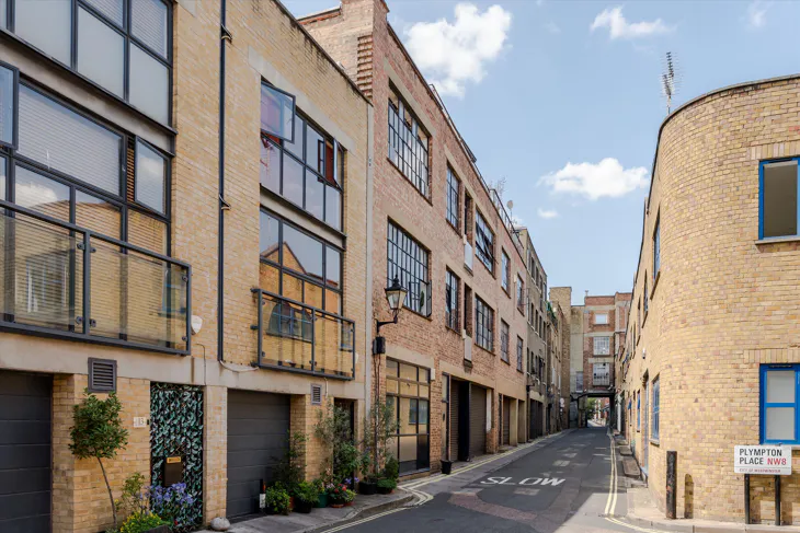 Flat Plympton Street in City of Westminster