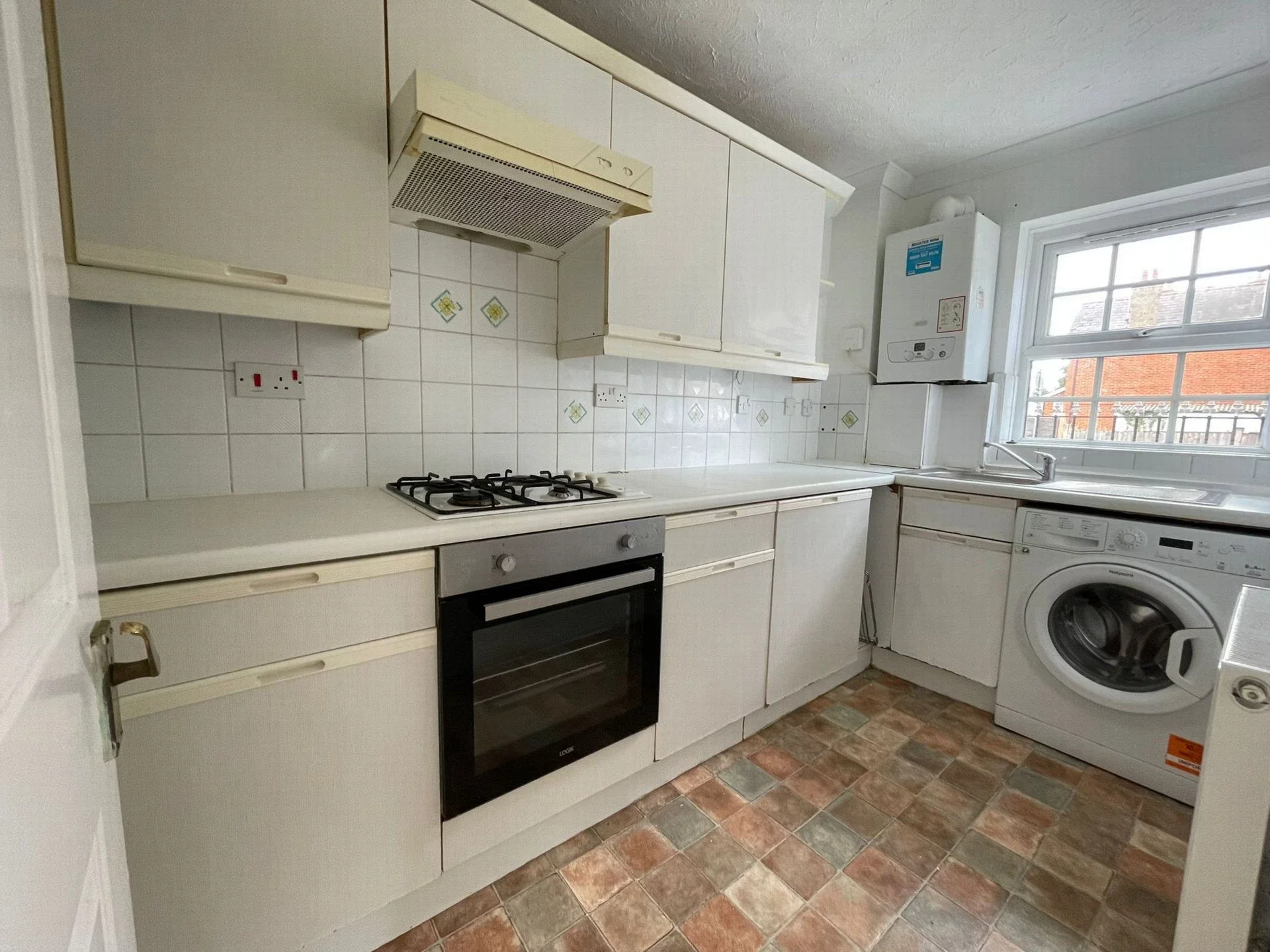 Flat Victoria Road in Rushmoor