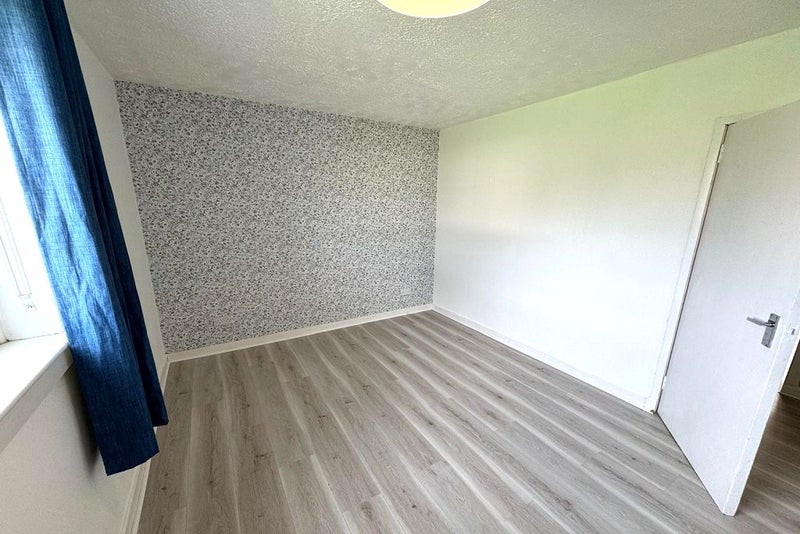 Flat Wilverton Road in Glasgow