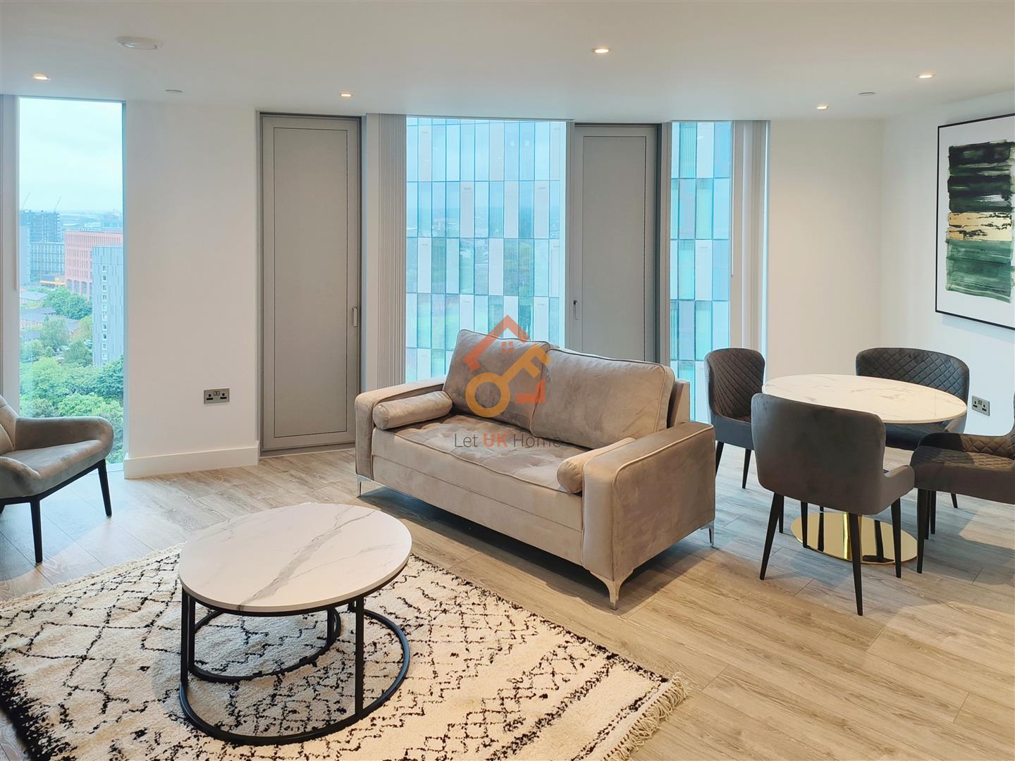 Flat Silvercroft Street in Manchester