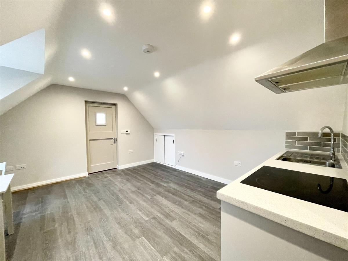 Flat Isington Road in East Hampshire