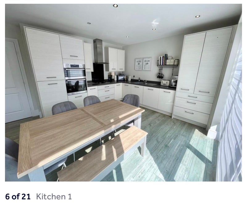 Room Pentrebane Drive in Cardiff