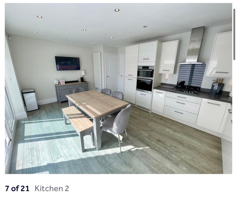 Room Pentrebane Drive in Cardiff