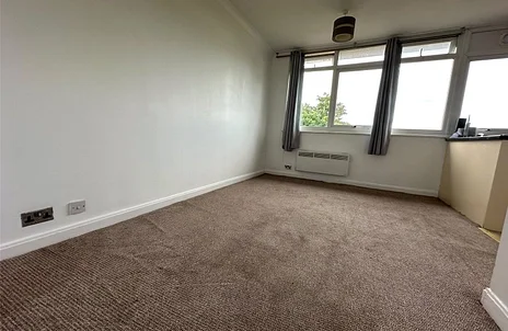 Flat Farnham Road in Slough