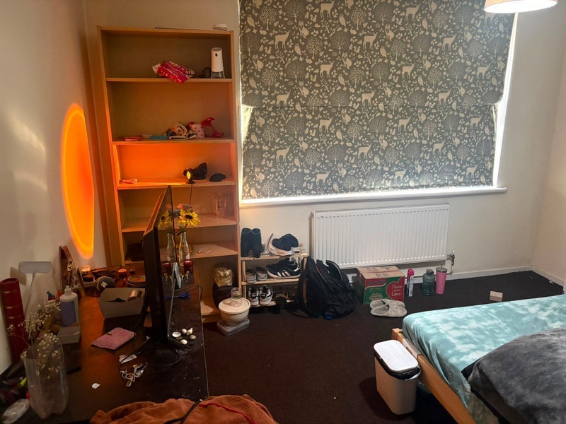 Room Maskell Road in Greater London