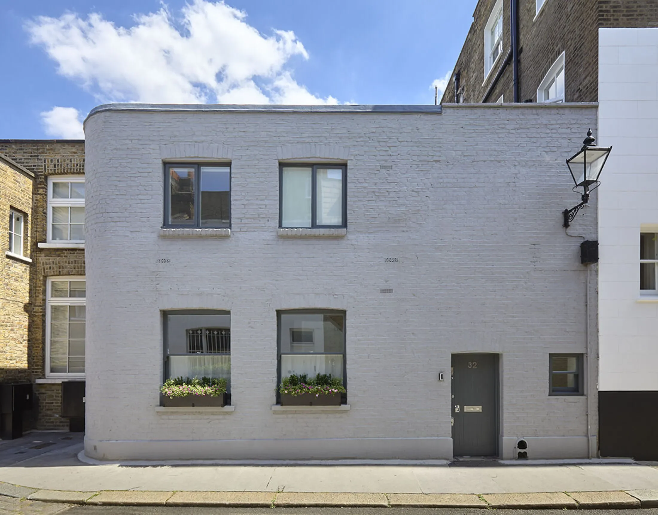 House Nottingham Street in City of Westminster