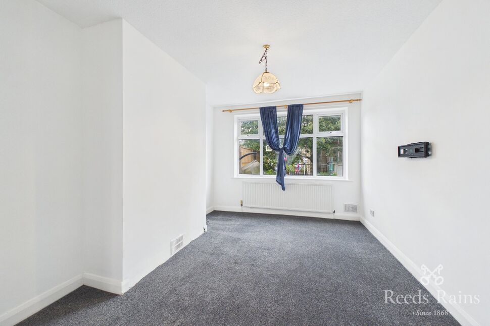 Flat Burnfield Road in Stockport
