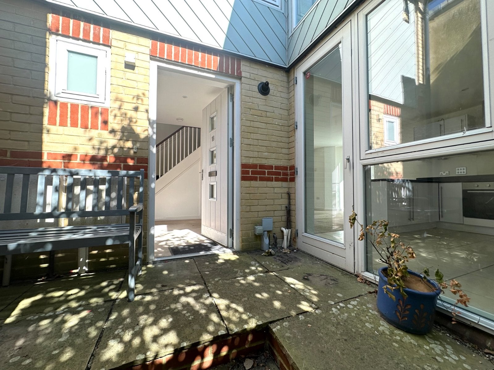 House Priory Courtyard in Thanet