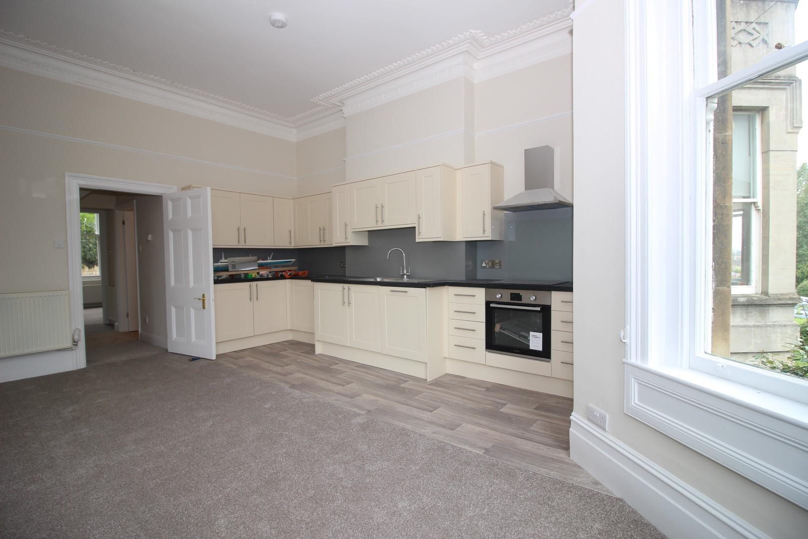 Flat Upper Oldfield Park in Bath
