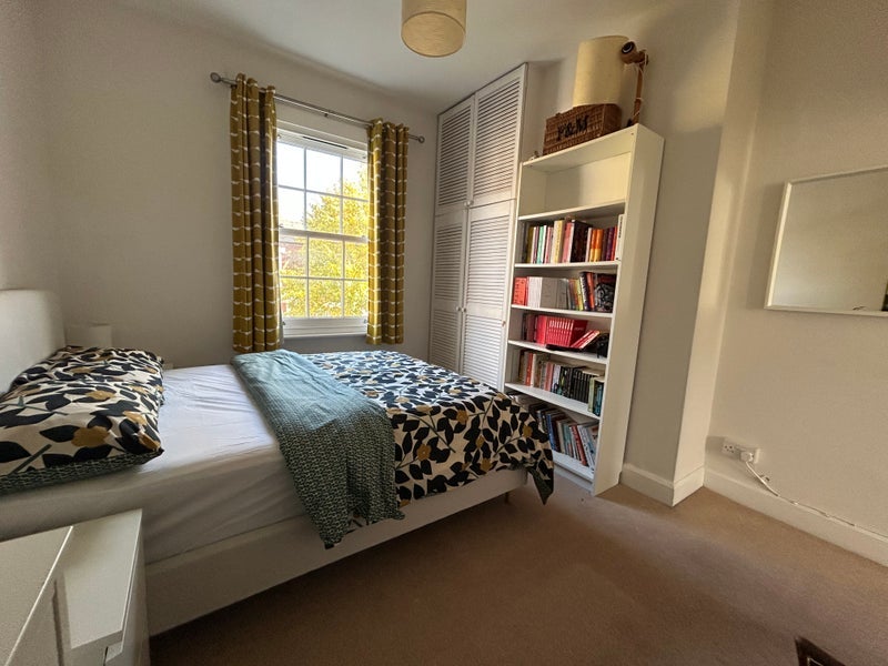 Room Reform Street in Greater London