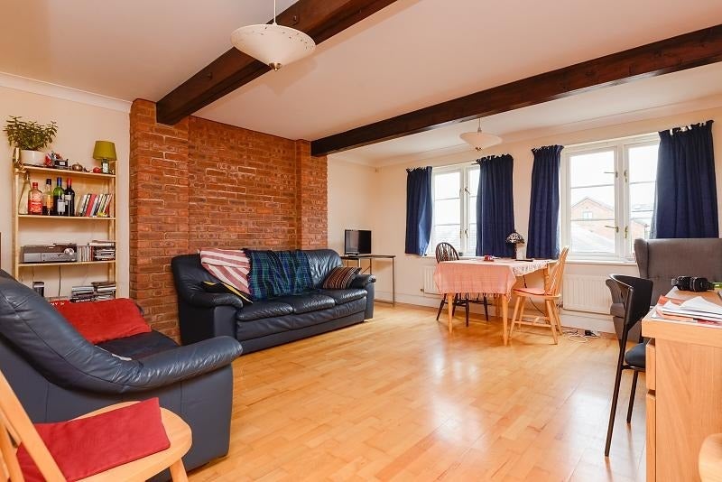 Flat Holters Mill in Canterbury