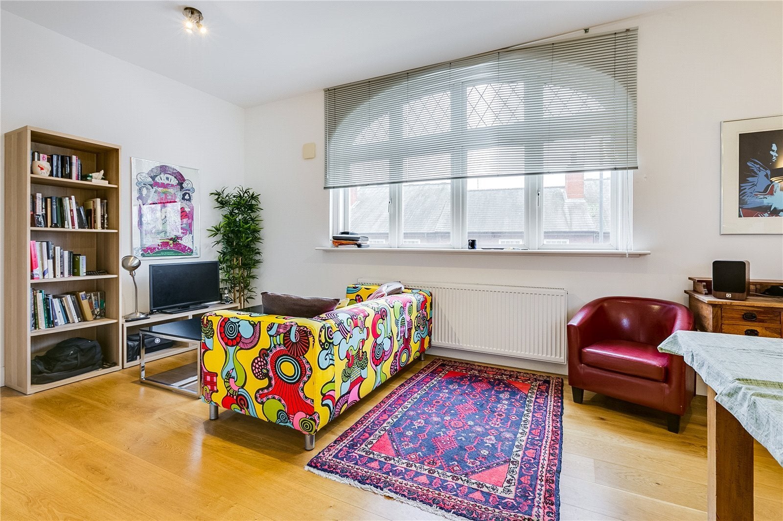 Flat Upper Richmond Road West in Greater London
