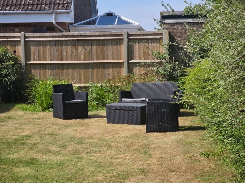 Room Willow Brean in Reigate and Banstead