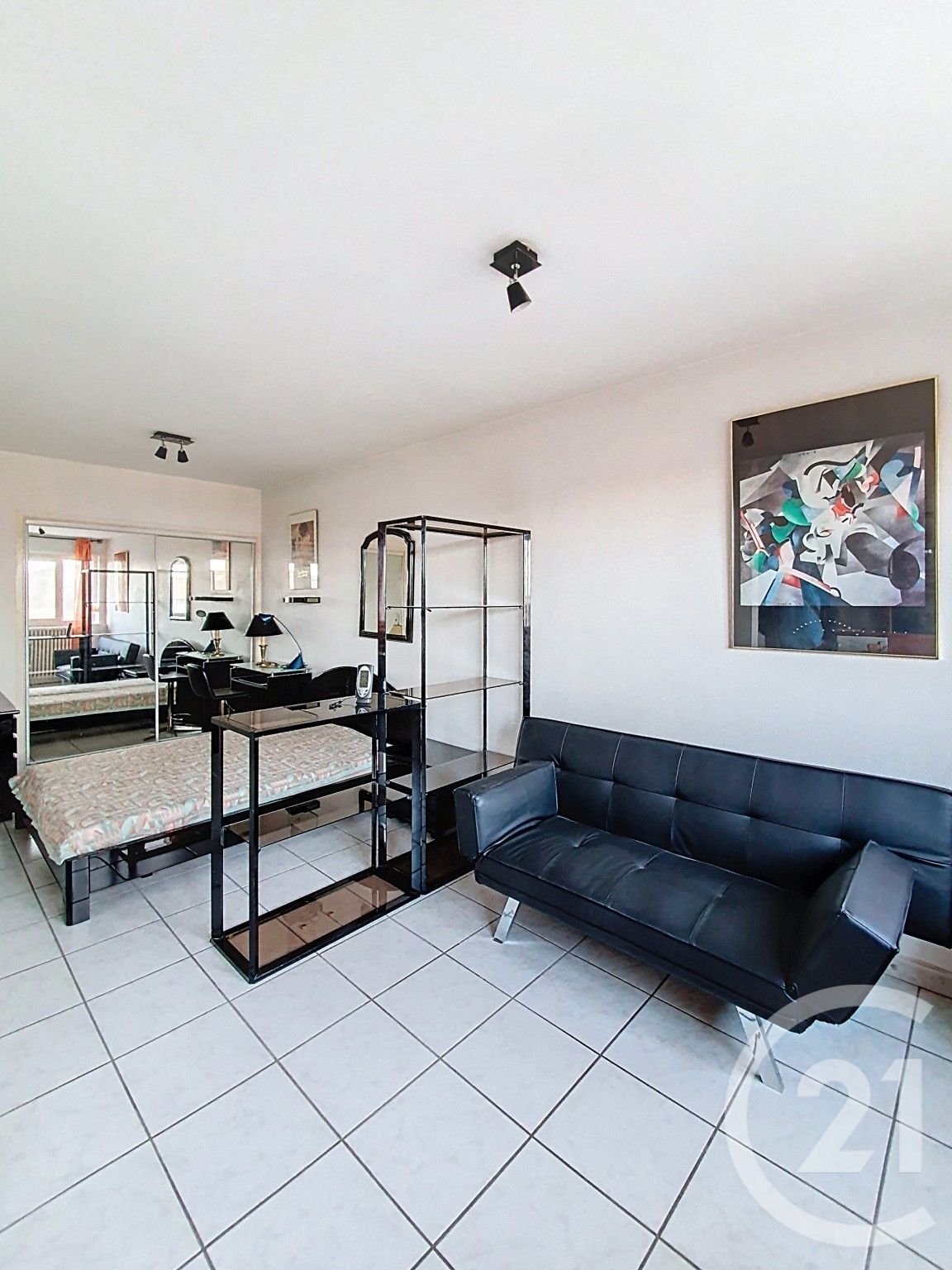 Flat Place Jean Cohendy in Royat