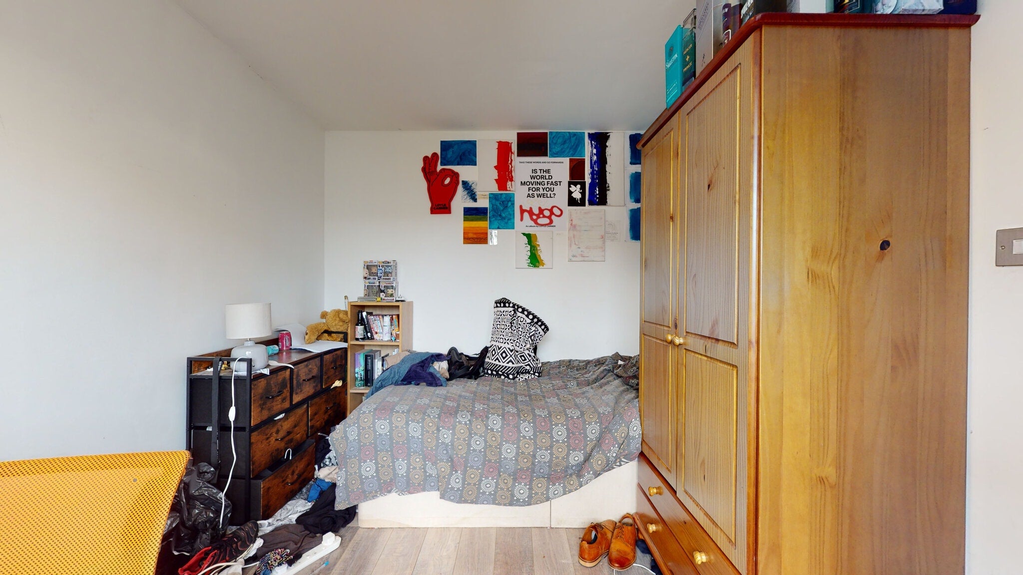 Flat Barnfield Place in Greater London