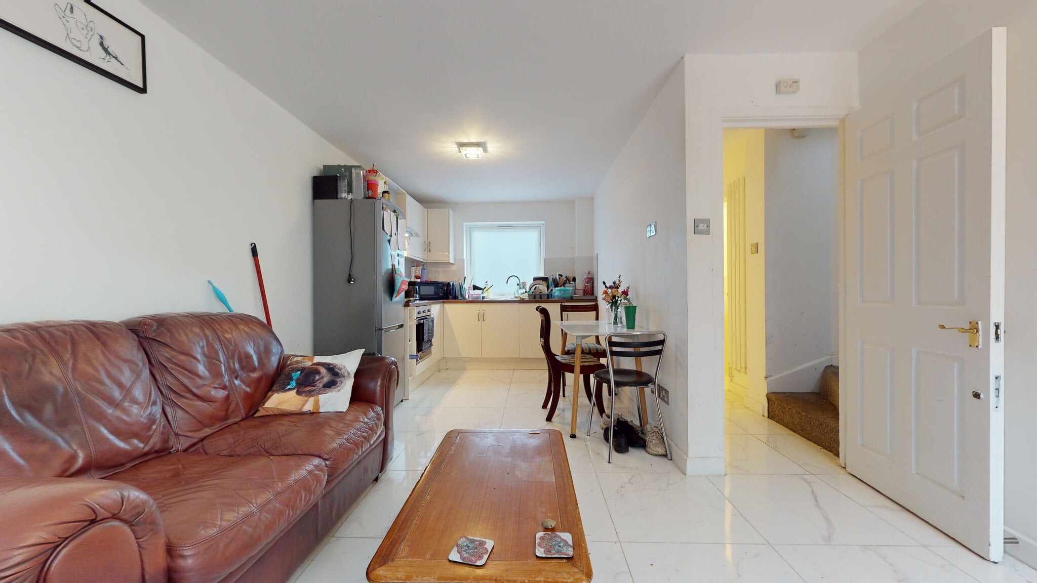 Flat Barnfield Place in Greater London