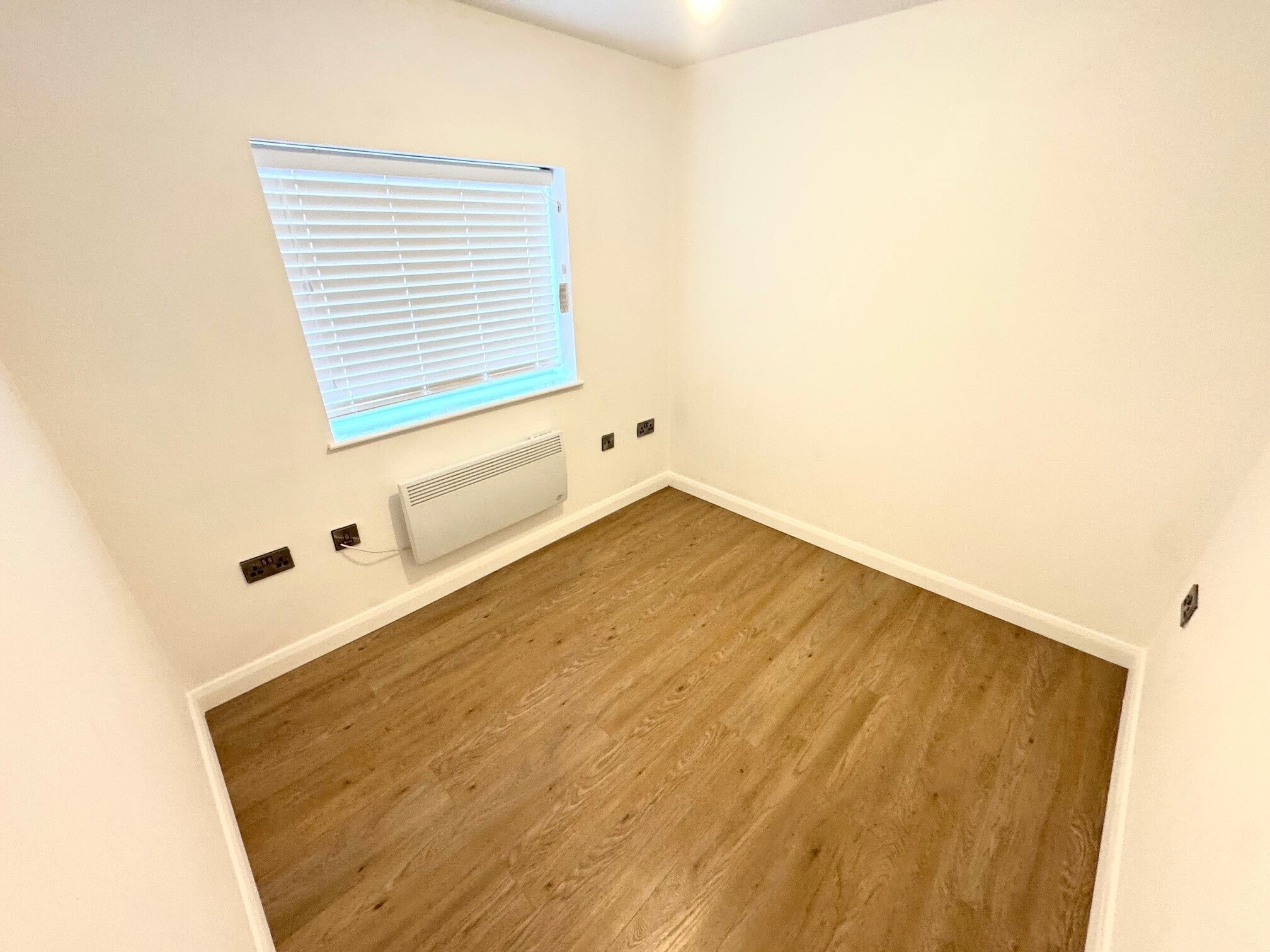 Flat Temple Street in Rugby