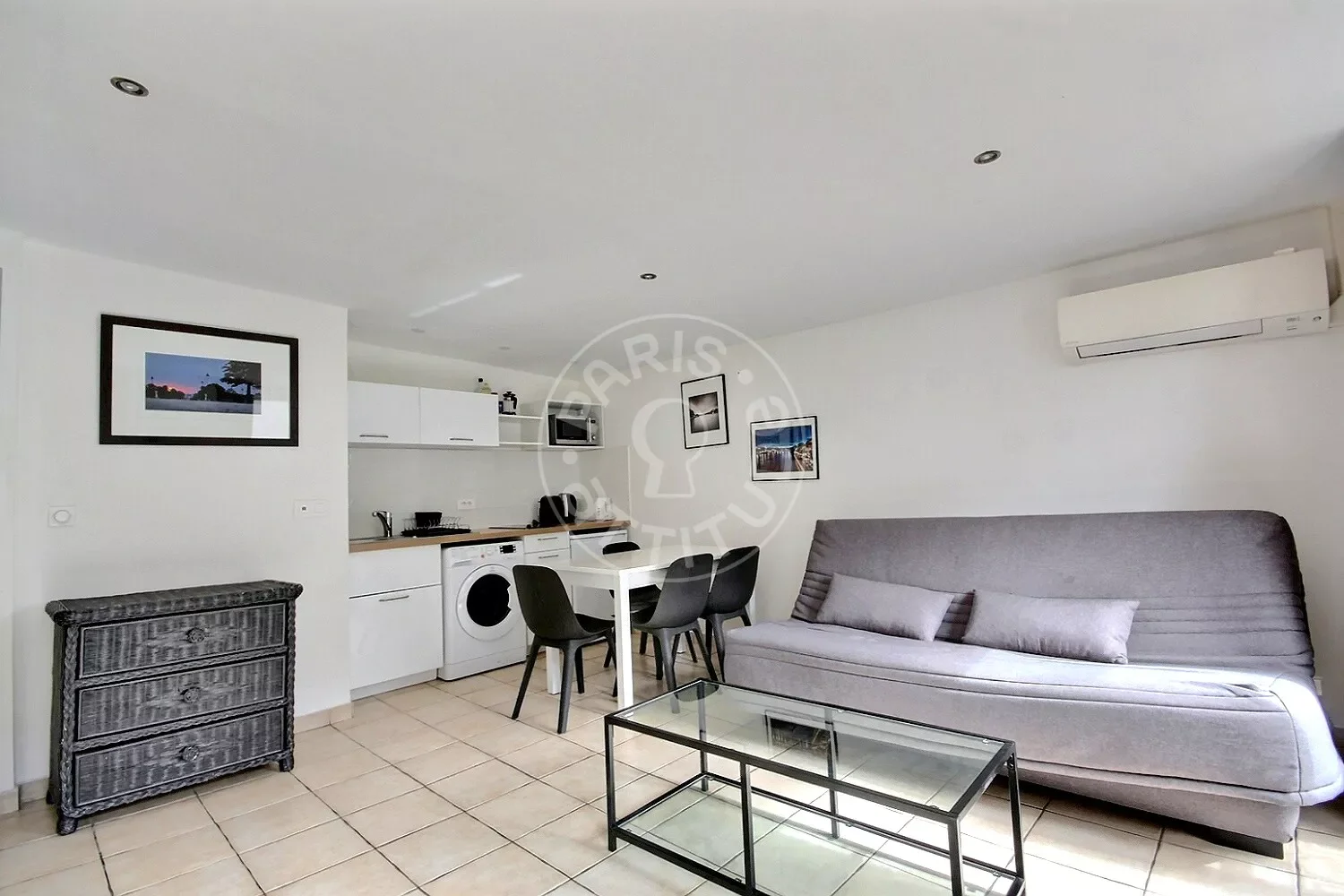 Appartement Rue Saint-Denis à Paris