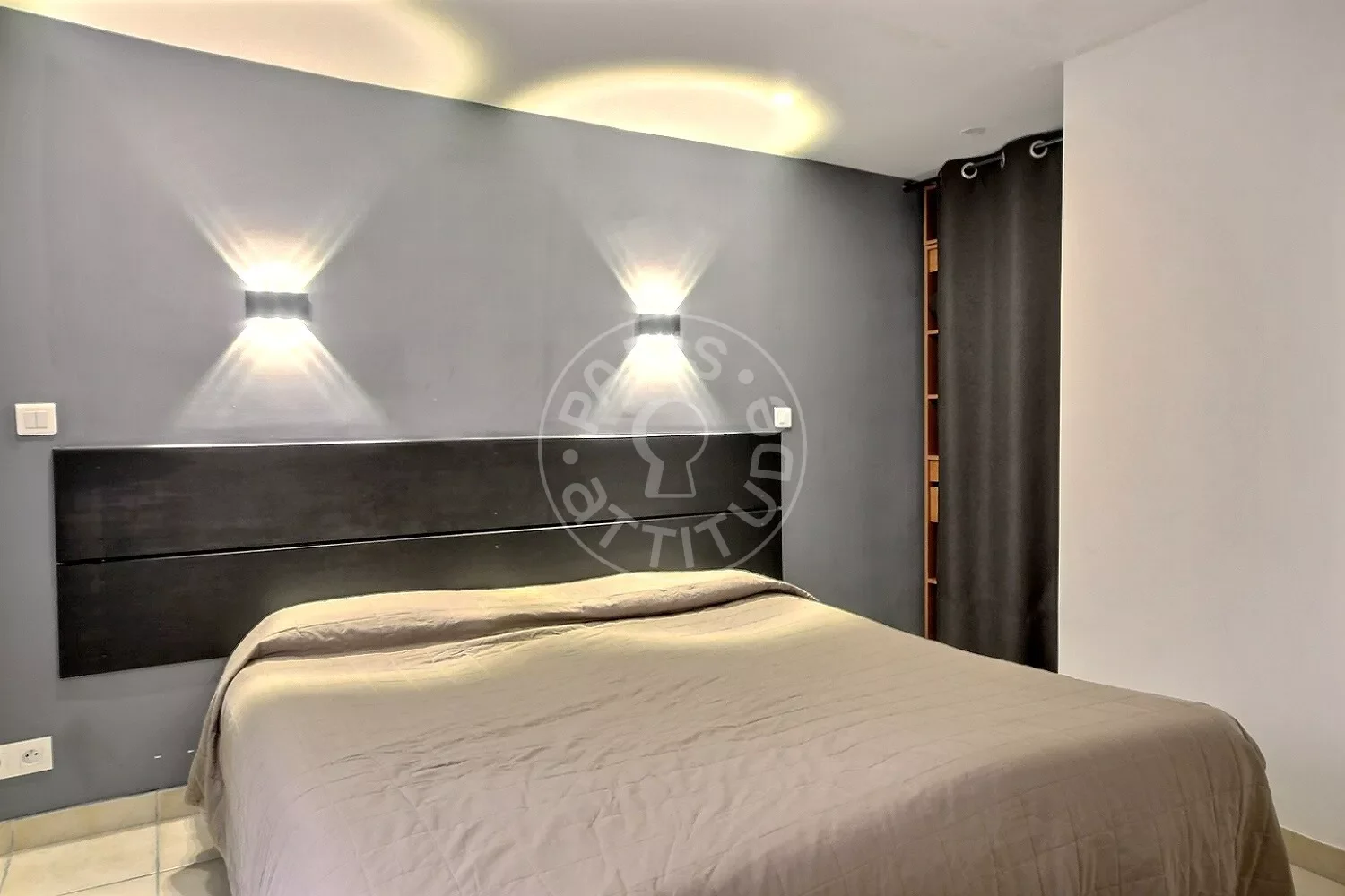 Appartement Rue Saint-Denis à Paris