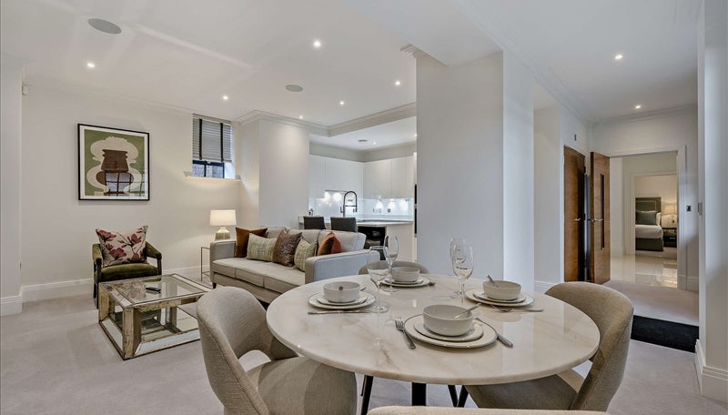 Flat Rainville Road in Greater London