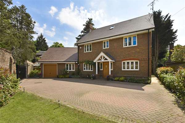 House Hedgerley Lane in Gerrards Cross