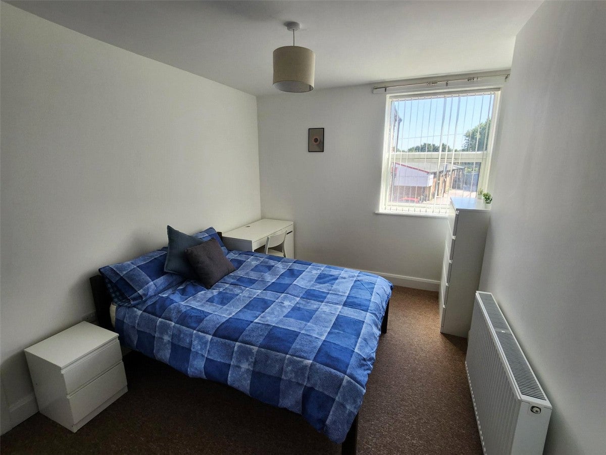 Room Colwick Road in Nottingham