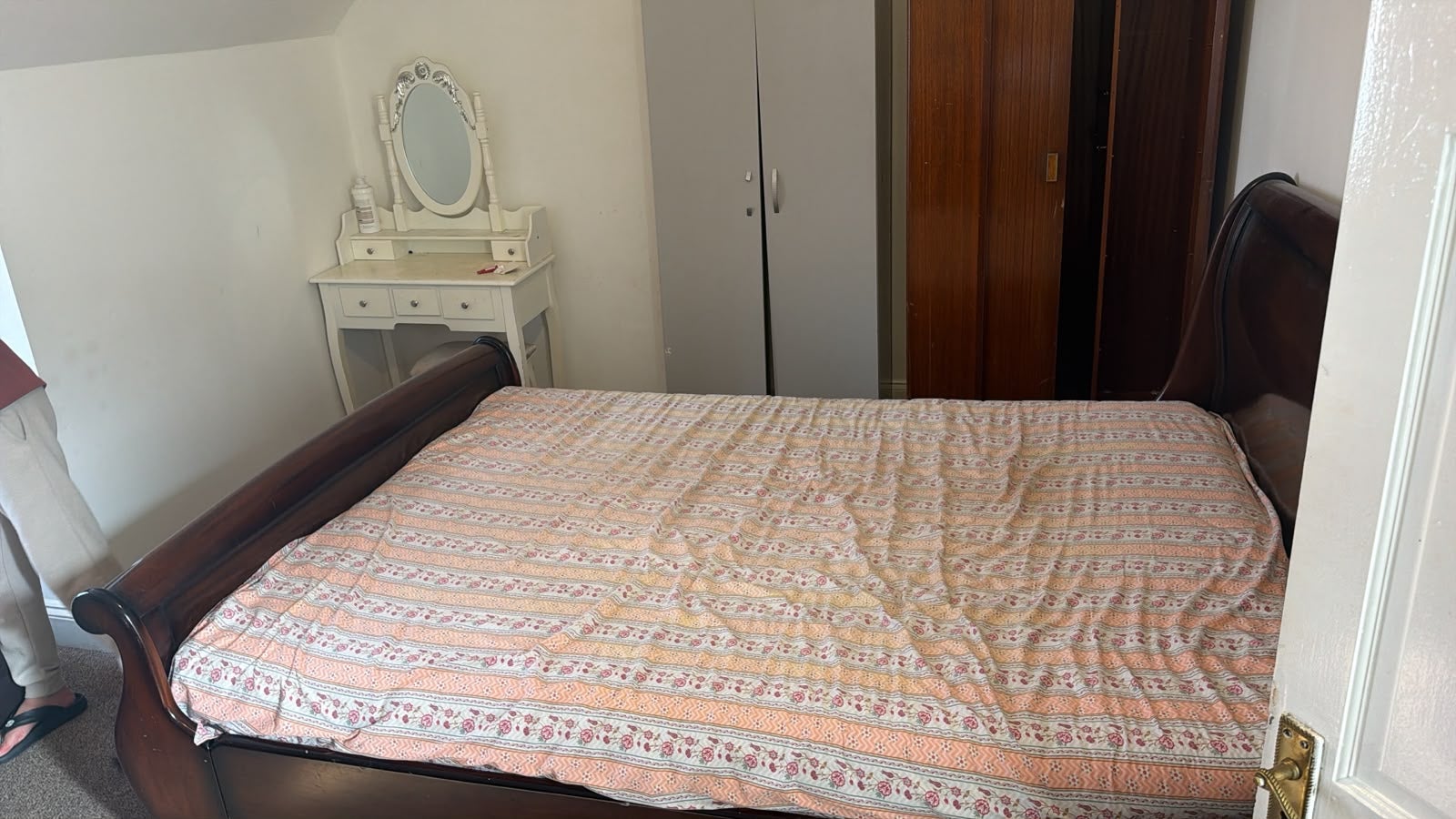 Room Green Lane in Greater London