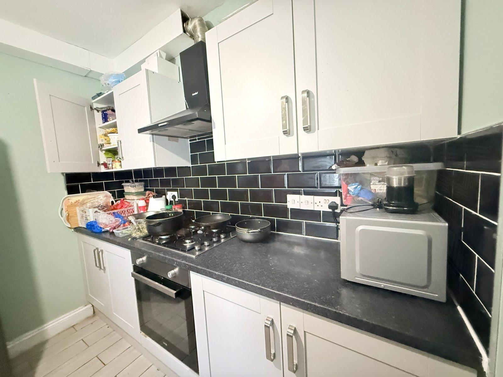 Room Green Lane in Greater London