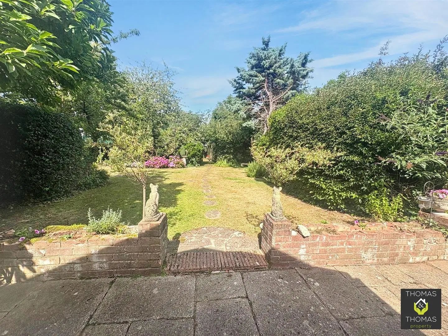 House Lewis Avenue in Tewkesbury