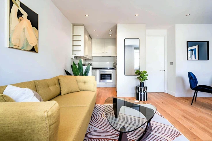 Flat Covent Garden in City of Westminster