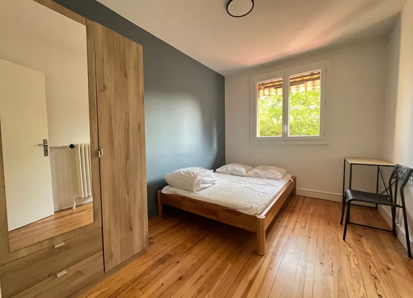Flat Avenue des Mazades in Toulouse