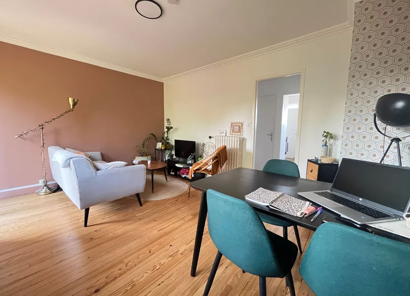 Chambre Avenue des Mazades à Toulouse