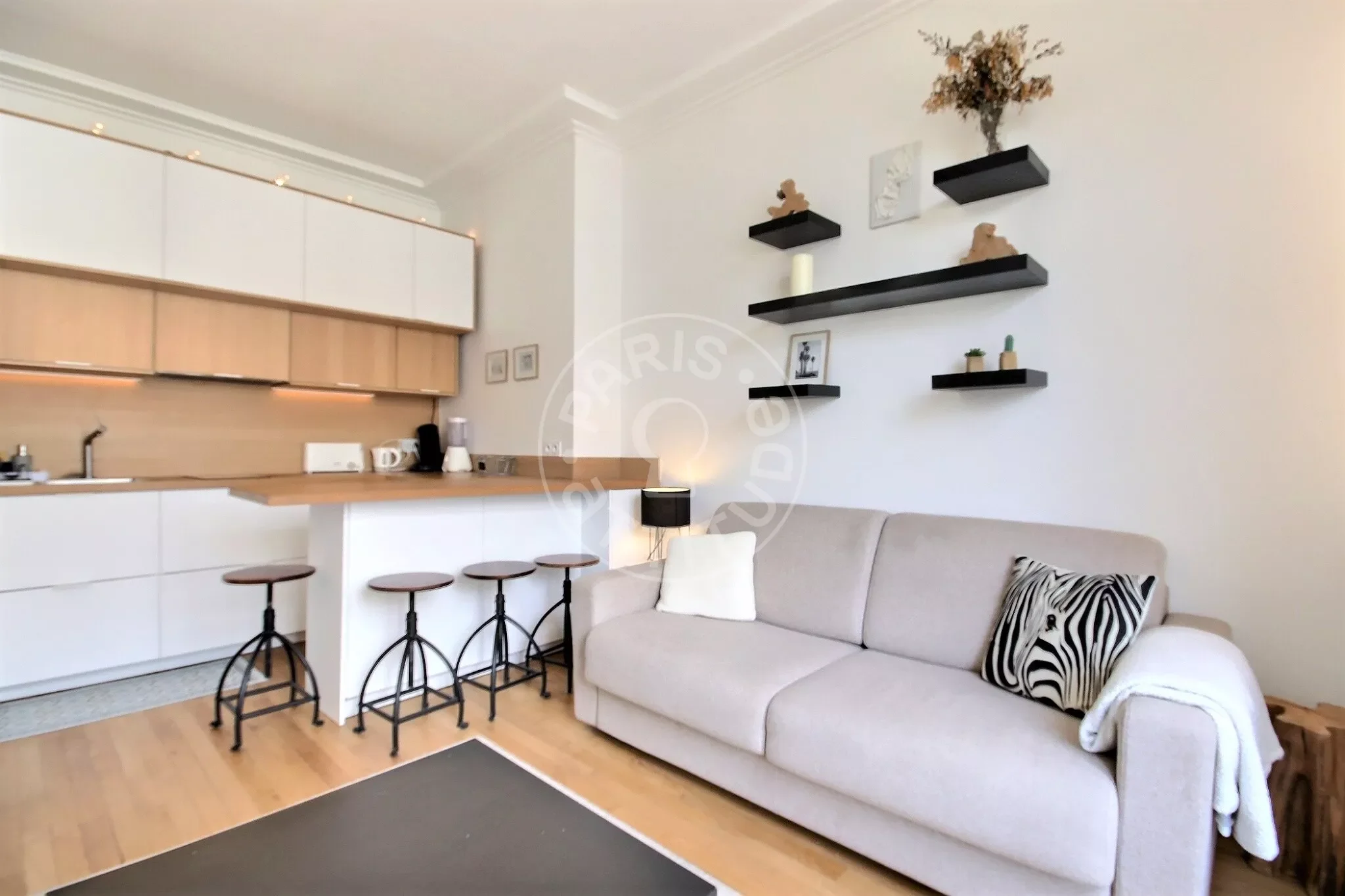 Appartement Rue Jouvenet à Paris