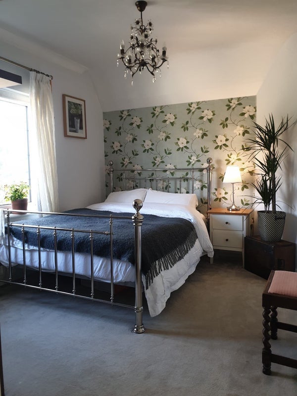 Room Village Road in Greater London